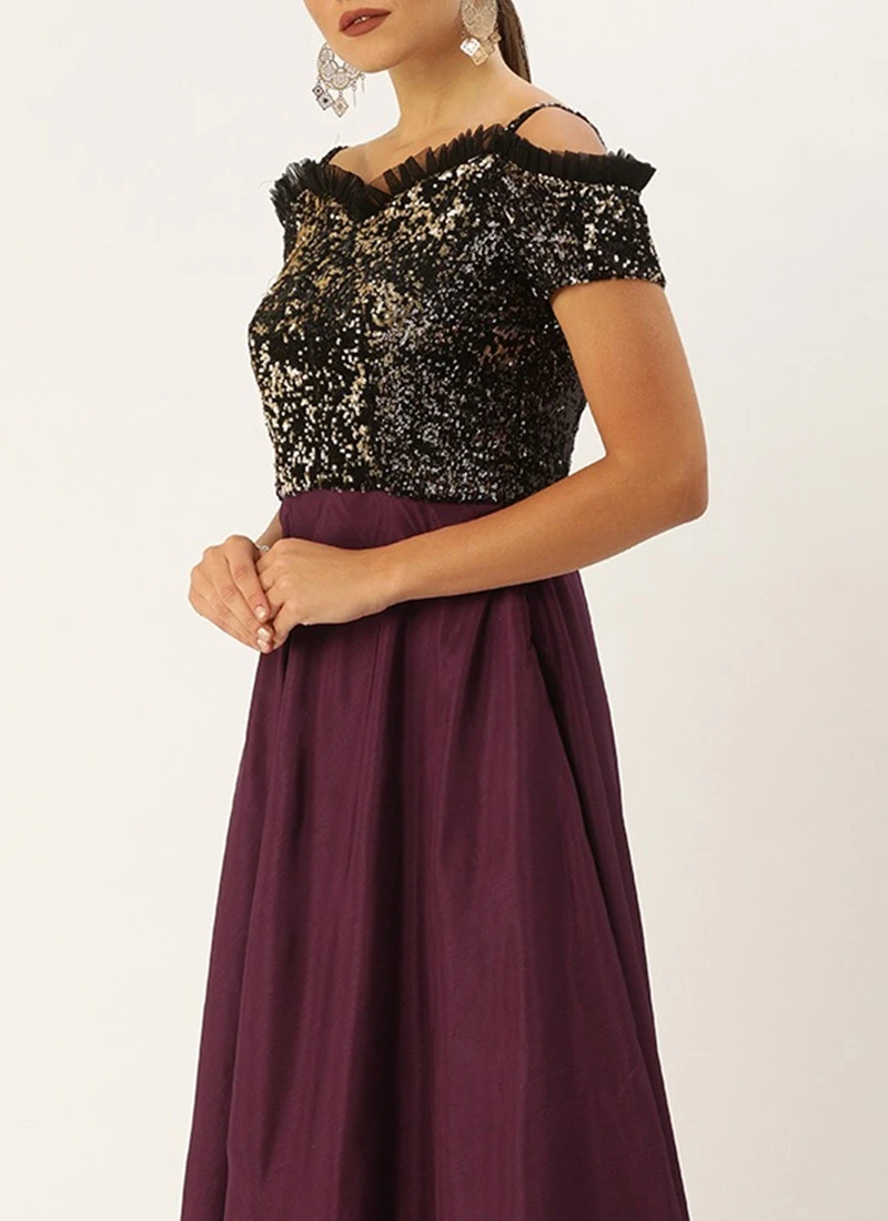 Teen Girls Black Embroidered Off Shoulder Gown Party Wear