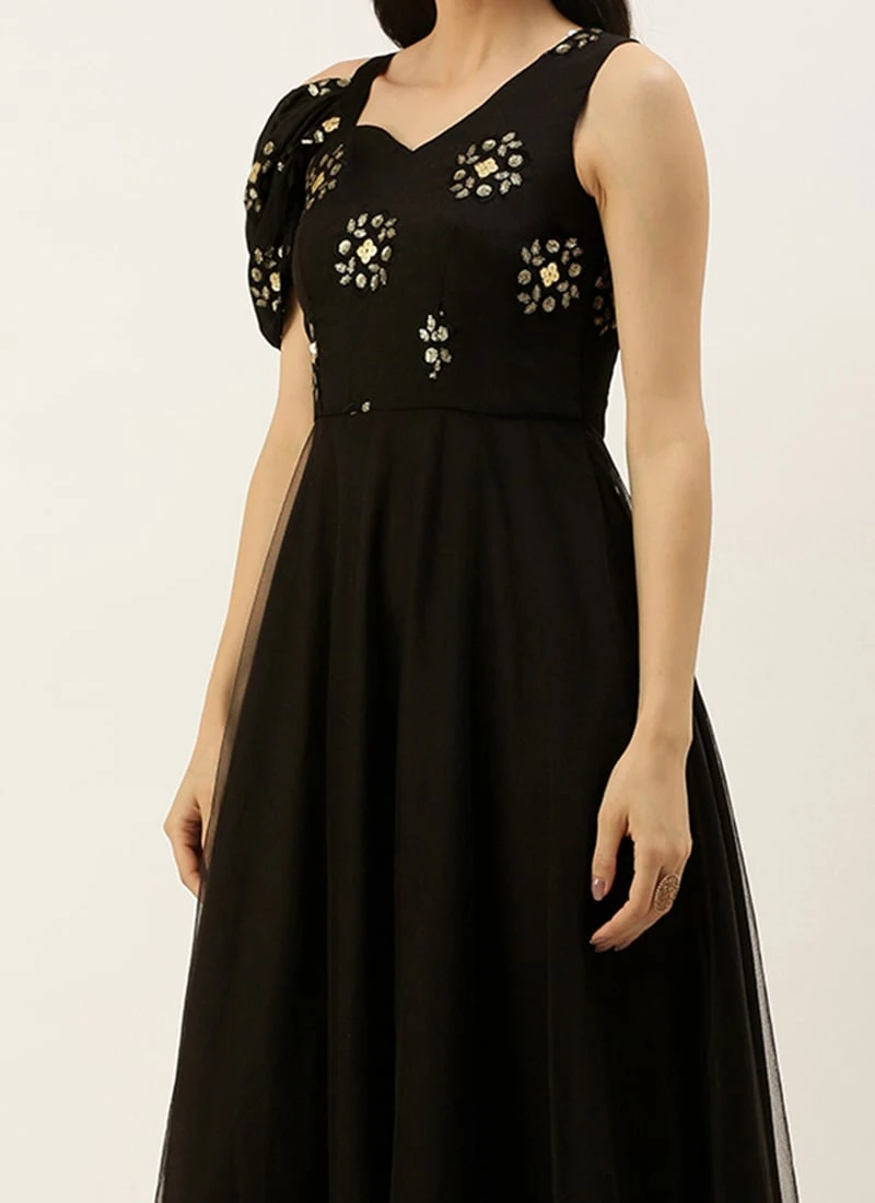 Teen Girls Black Embroidered One Shoulder Gown Party Wear